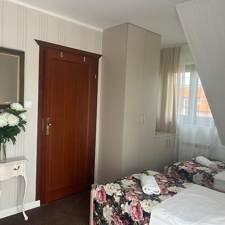 Gosciniec Pod Lipa Apartment Mikołajki Екстериор снимка
