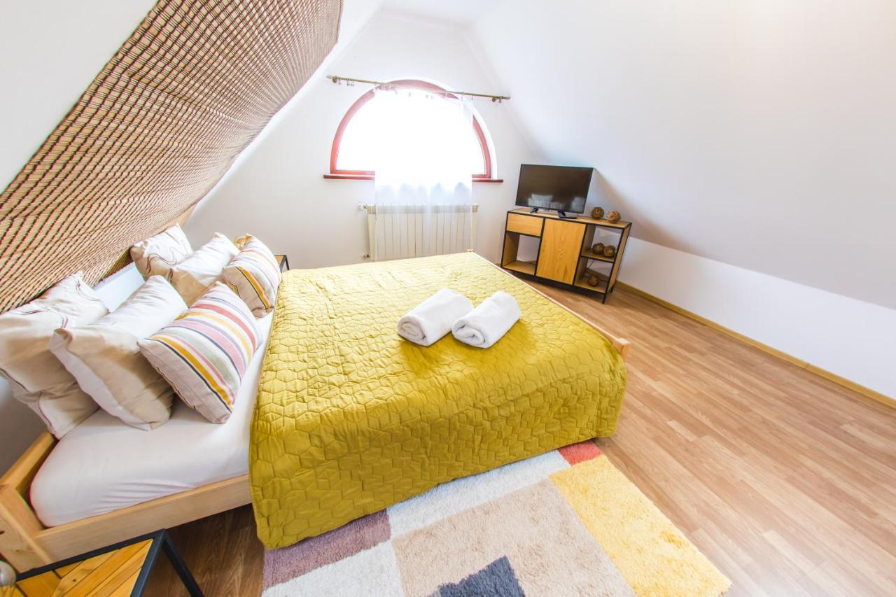 Gosciniec Pod Lipa Apartment Mikołajki Екстериор снимка