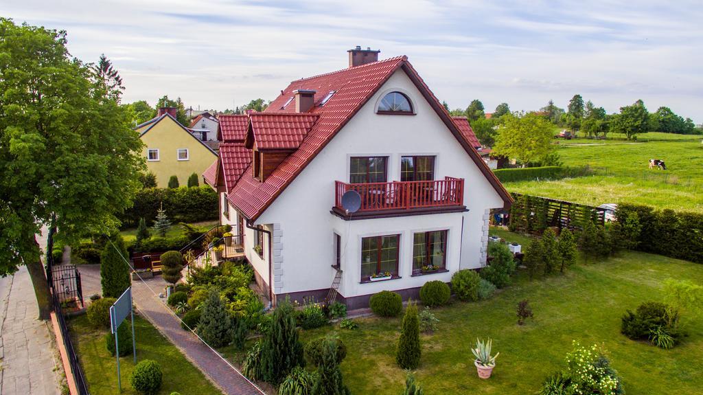 Gosciniec Pod Lipa Apartment Mikołajki Екстериор снимка